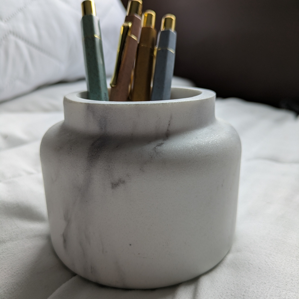 White Marble Short Jar Everhome